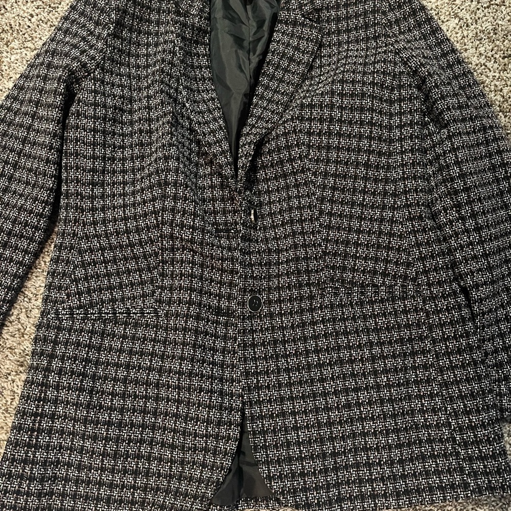 Liz Claiborne Black and White Houndstooth Sport Coat